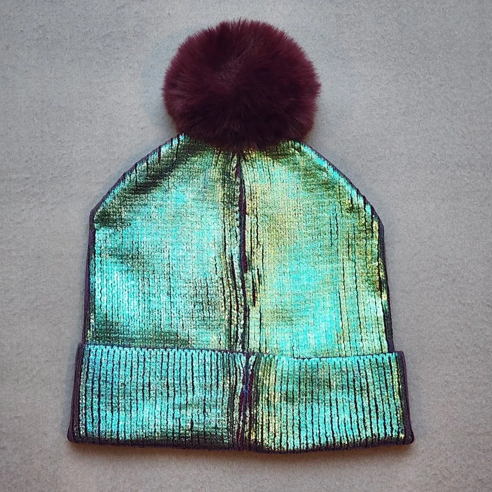 Muse Royale Mermaid Iridescent Metallic Pom Pom Beanie Hat Purple Holographic OS